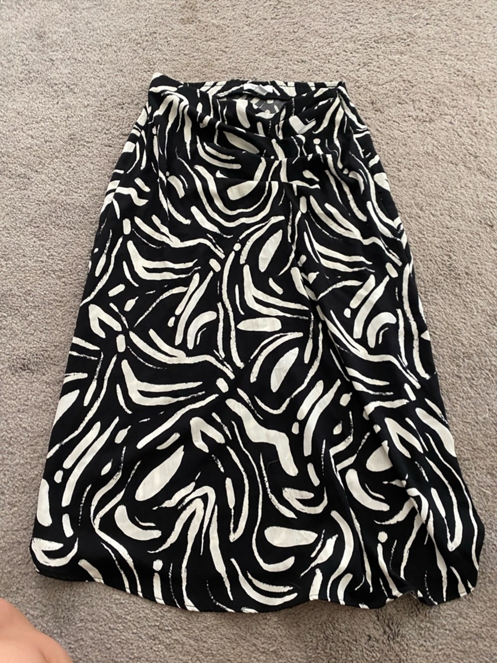 Nine West Black & White Abstract Maxi Skirt